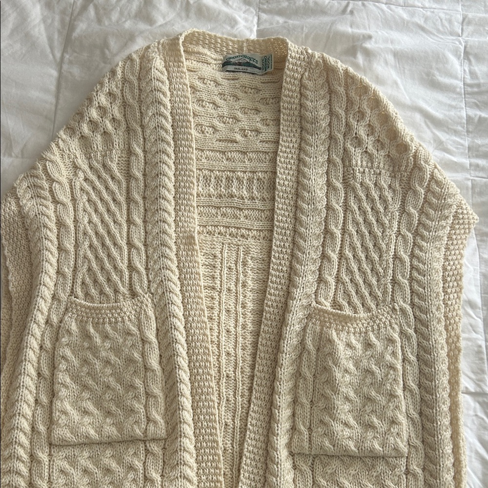 Aran Crafts Cable Knit Shawl Cream ☘️